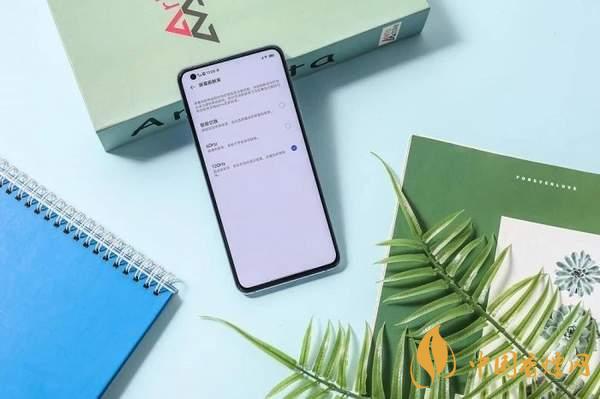 iqoo5值得入手嗎 旗艦水桶機入手到底虧不虧！