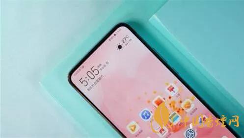 華為暢享20plus和realmev3哪個(gè)好？?jī)煽钍謾C(jī)參數(shù)對(duì)比測(cè)評(píng)