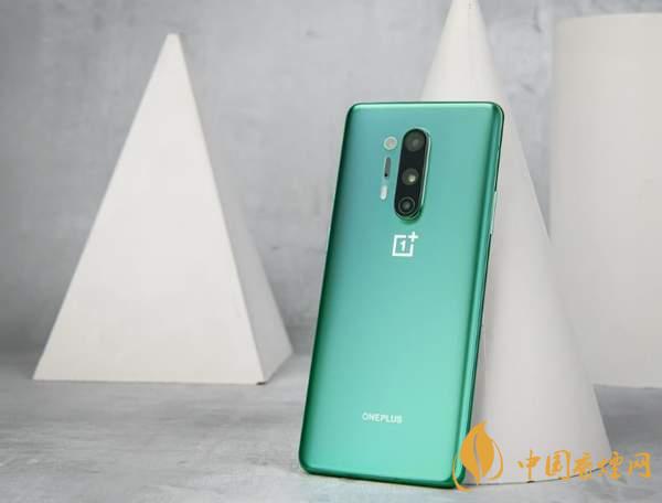 一加8Pro和華碩ZenFone7Pro對(duì)比-哪個(gè)更好？