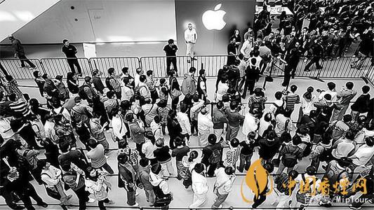 iPhone12開(kāi)售排隊(duì) 蘋(píng)果iPhone12您搶到了嗎？