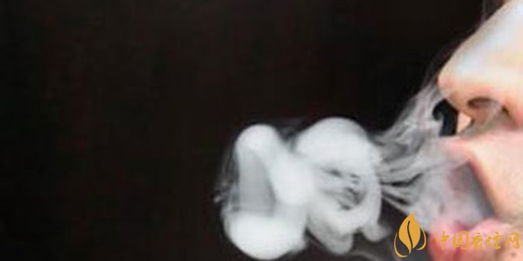 抽煙怎么吐煙圈，吐煙圈是種藝術(shù)