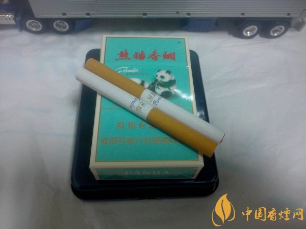 熊貓香煙(經(jīng)典)禮盒裝怎么樣 口感豐潤(rùn)細(xì)膩回味無窮