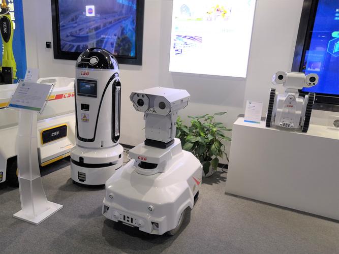 科大智能研发制造的机器人,分别应用于不同场景.